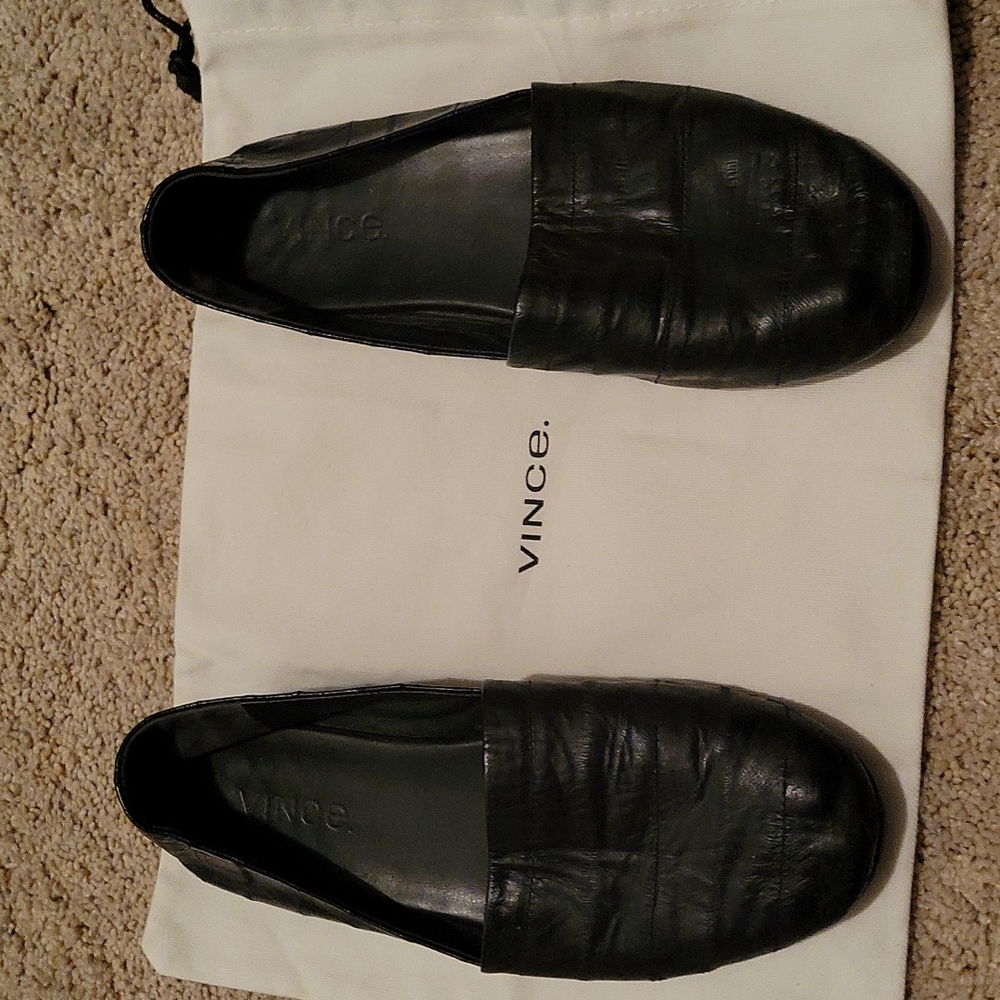 Vince black soft leather loafer with dustbag